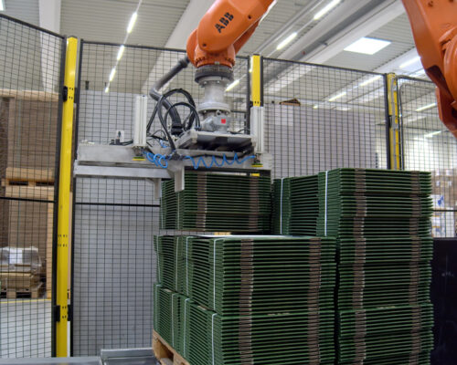 BayPack Produktion mit Roboter